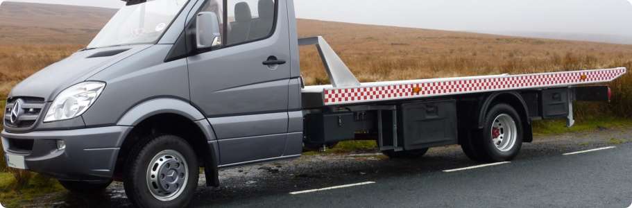 Tilt and slide vehicle loader for a 3.5T to 6T Chassis with a payload of up to 2500Kg